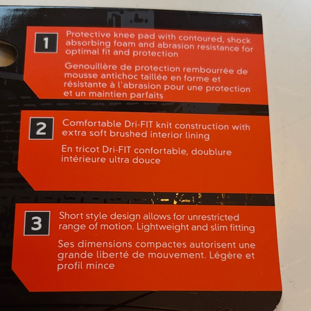 Nike Black Volleyball Knee Pads with White Swoosh - Picture 4 of 4